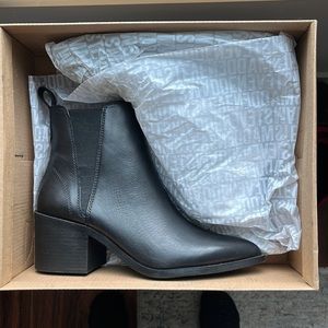 Steve Madden booties